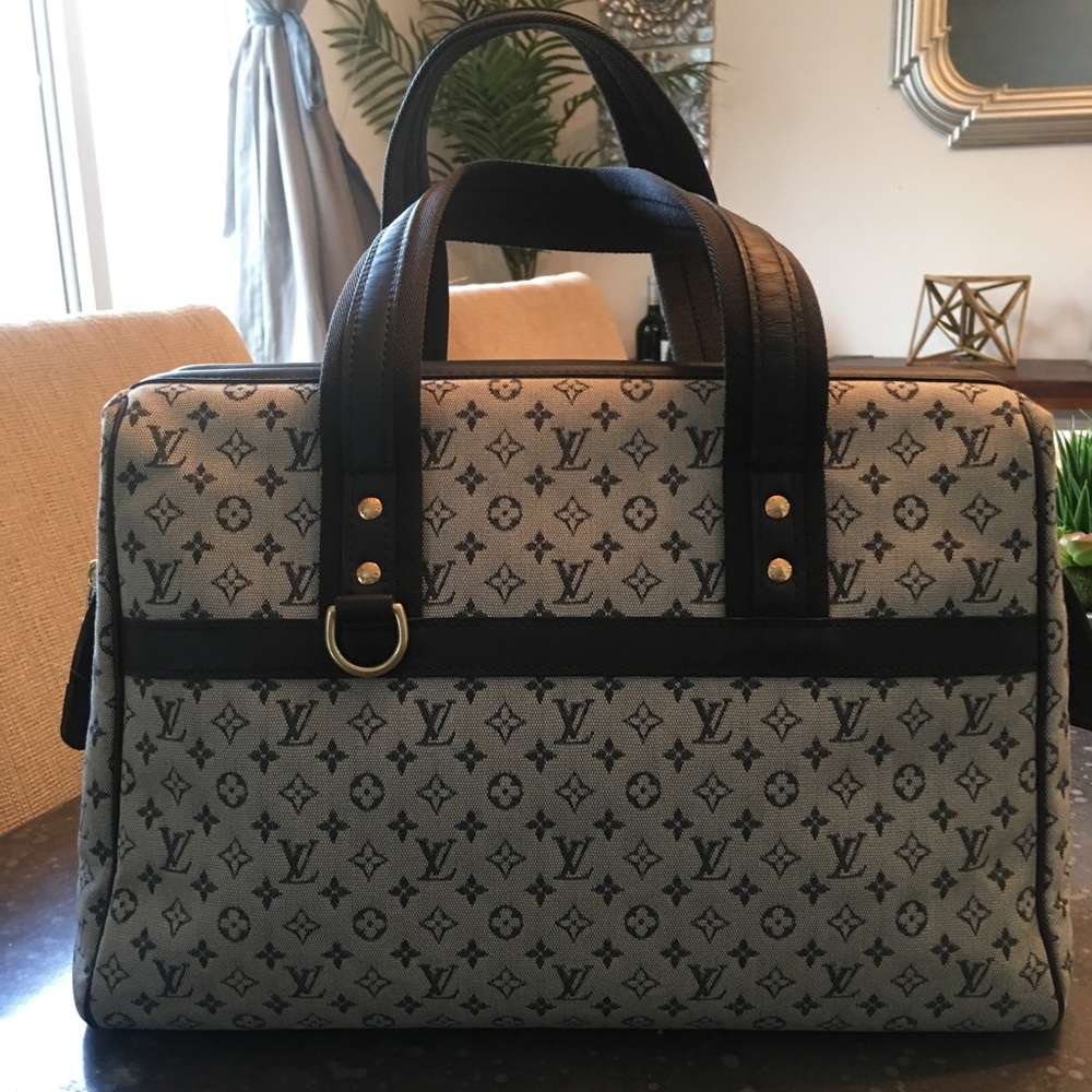 LV JOSEPHINE BAG